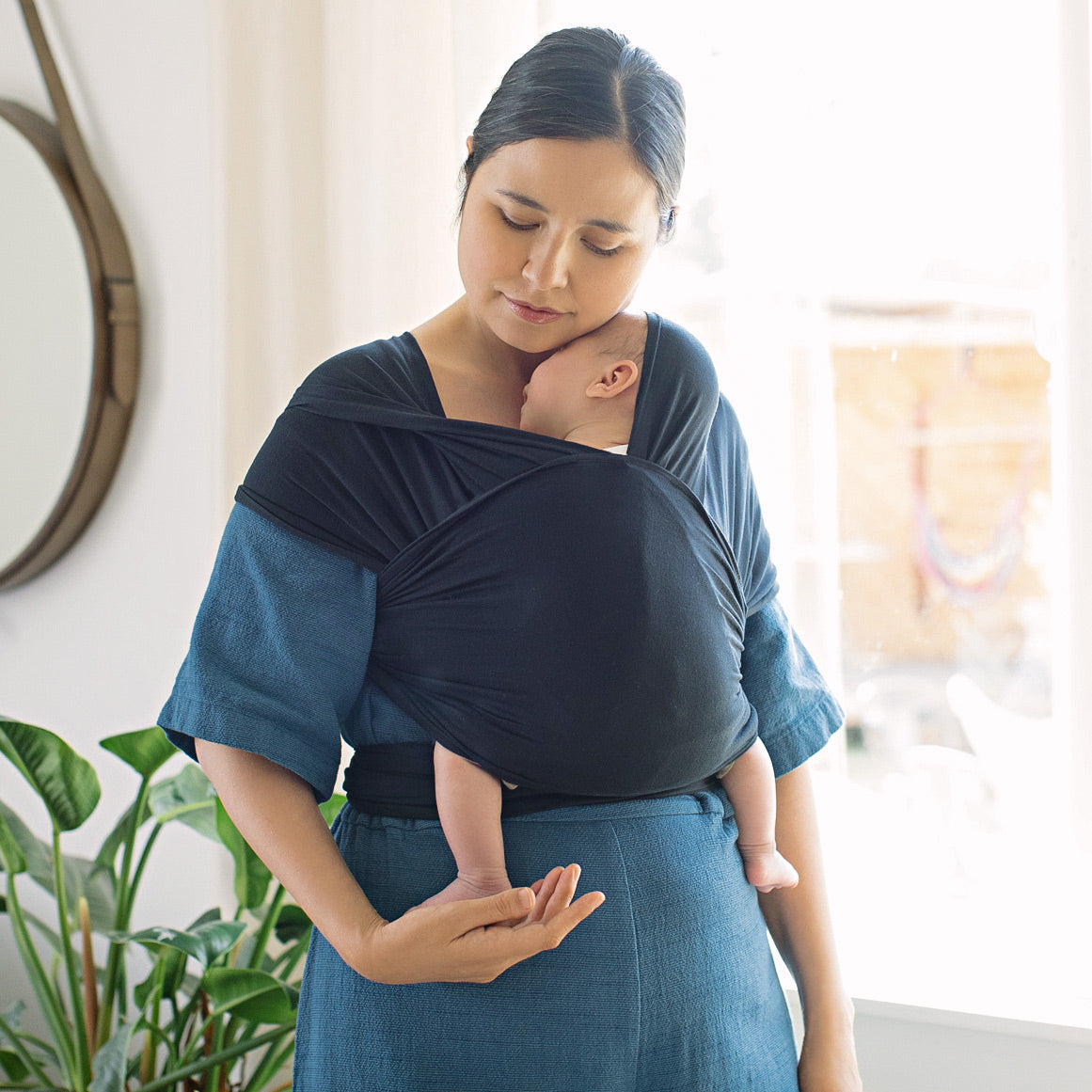 flatlay_roundel_friends