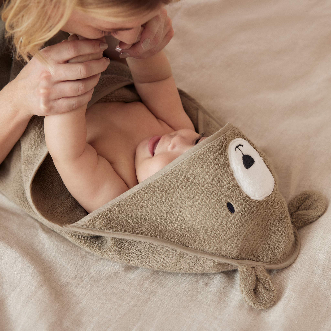 Bear Hooded Kids Towel