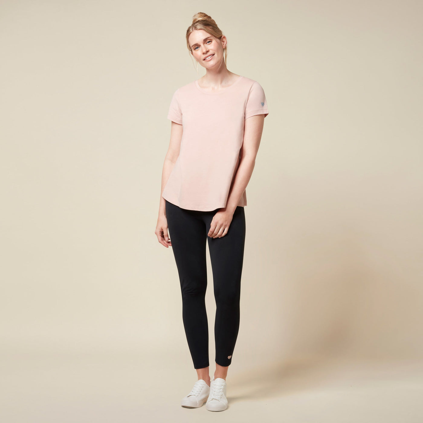 flatlay_roundel_feeding