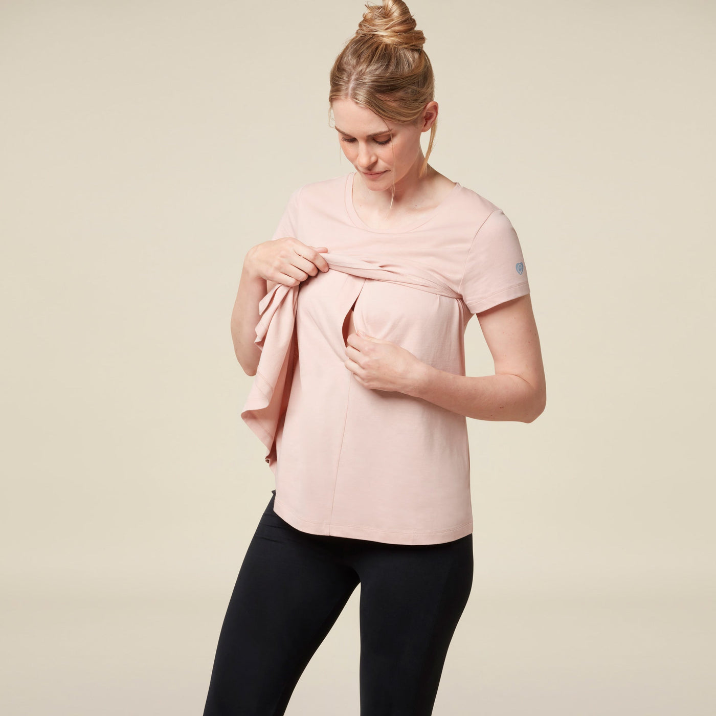 flatlay_roundel_feeding