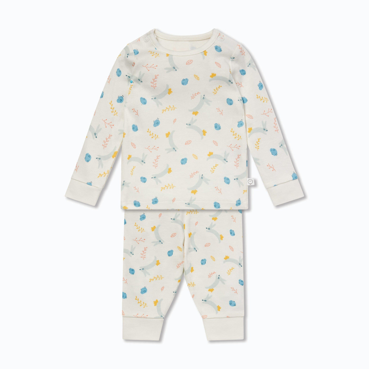 flatlay_roundel_signature_fabric