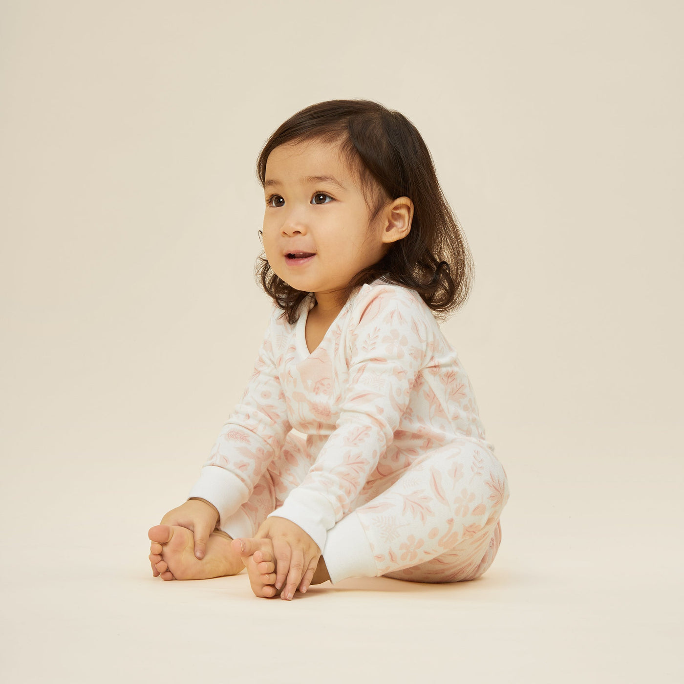 flatlay_roundel_signature_fabric