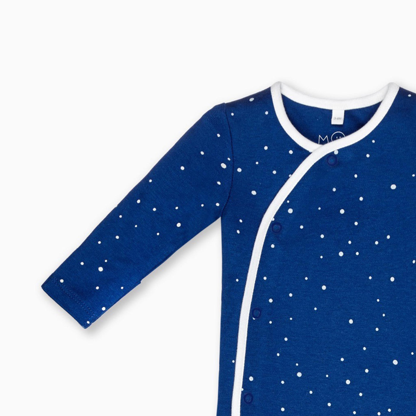 flatlay_roundel_signature_fabric                      