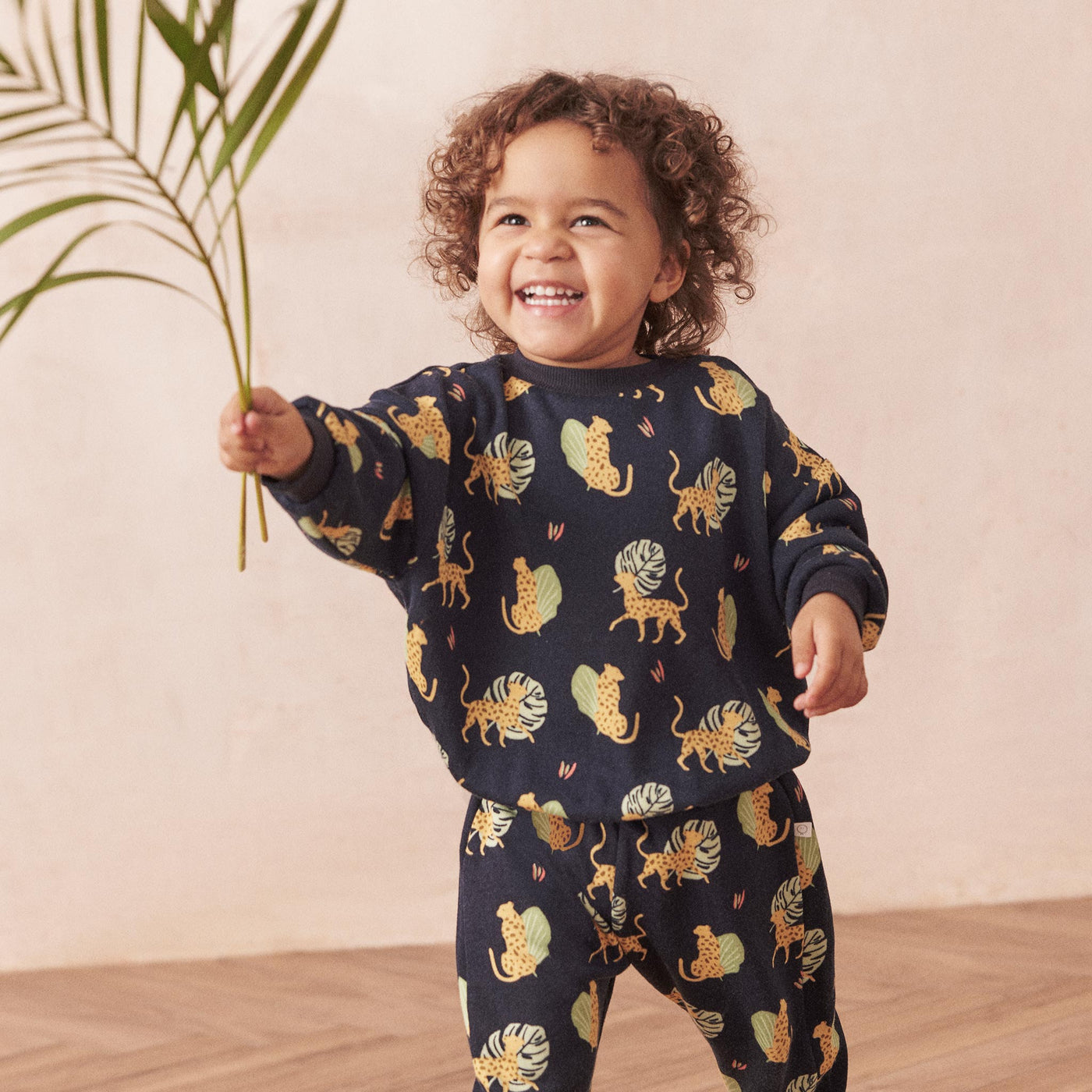 flatlay_roundel_organic