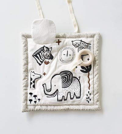 flatlay_roundel_friends