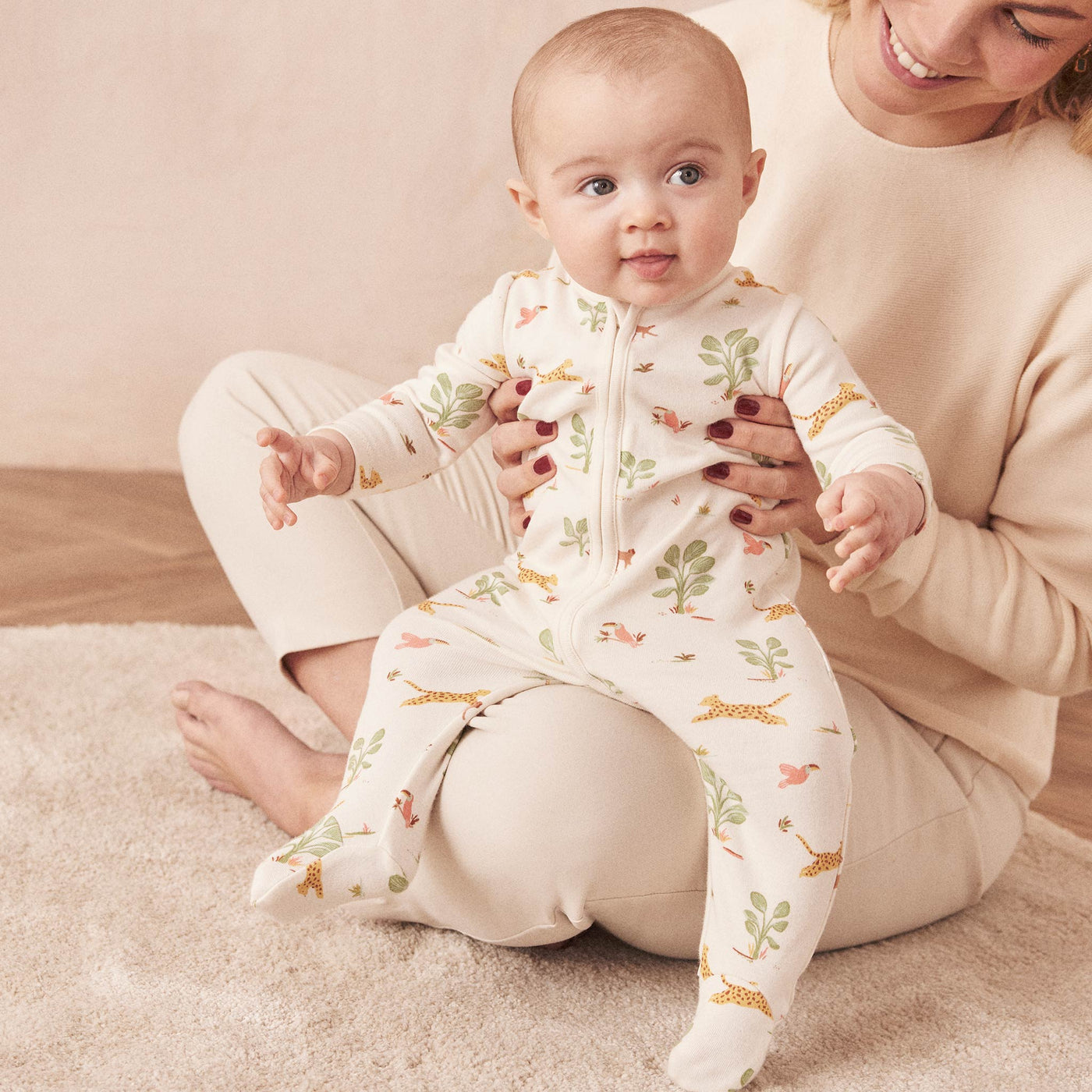 flatlay_roundel_2way_zip