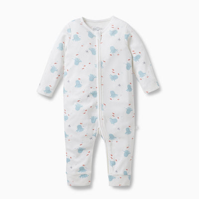 flatlay_roundel_signature_fabric         