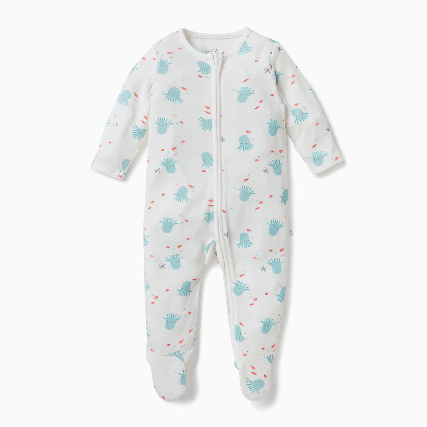 flatlay_roundel_signature_fabric         