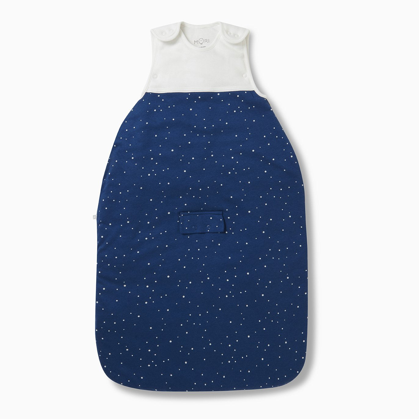 flatlay_roundel_signature_fabric           