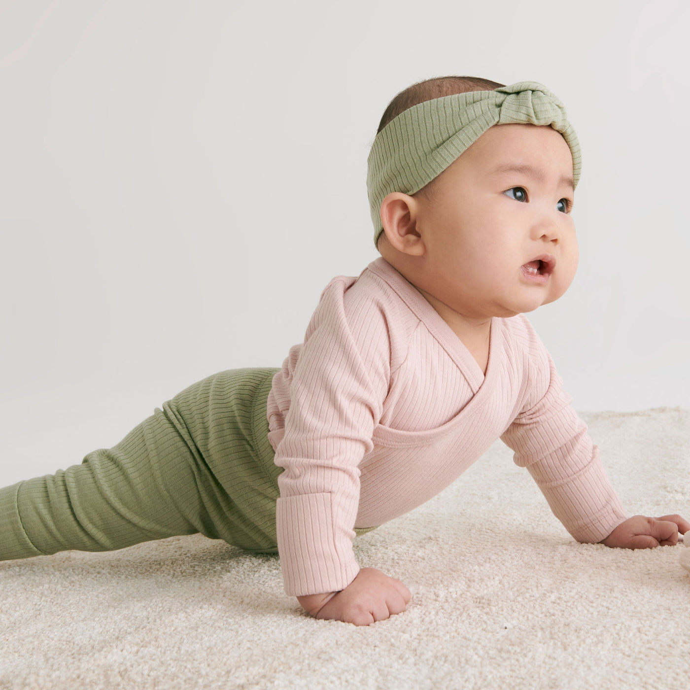 Ribbed Long Sleeve Kimono Bodysuit, Leggings & Headband Outfit
