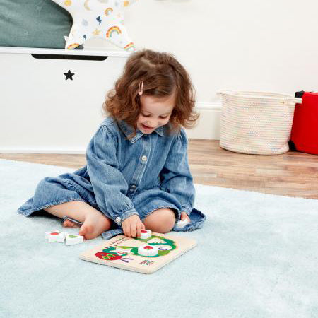 The Very Hungry Caterpillar Wooden Shape Puzzle