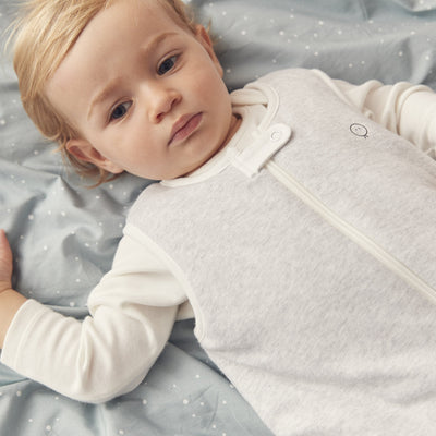 flatlay_roundel_signature_fabric